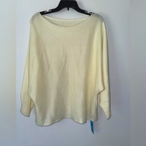 Cupshe Cream Crew Neck Sweater with Relaxed Fit